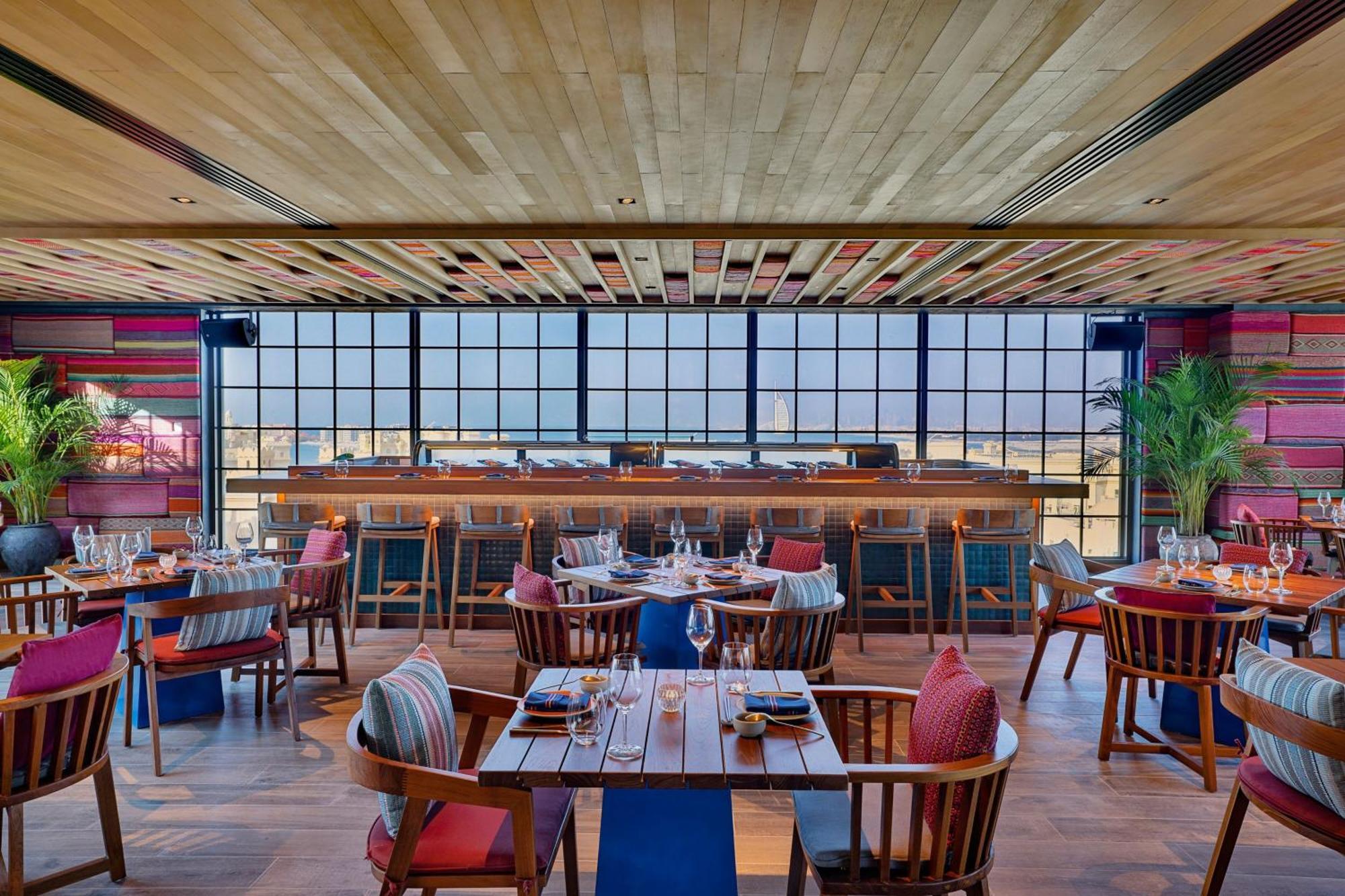 Marriott Resort Palm Jumeirah, Dubaj Kültér fotó The interior of the restaurant