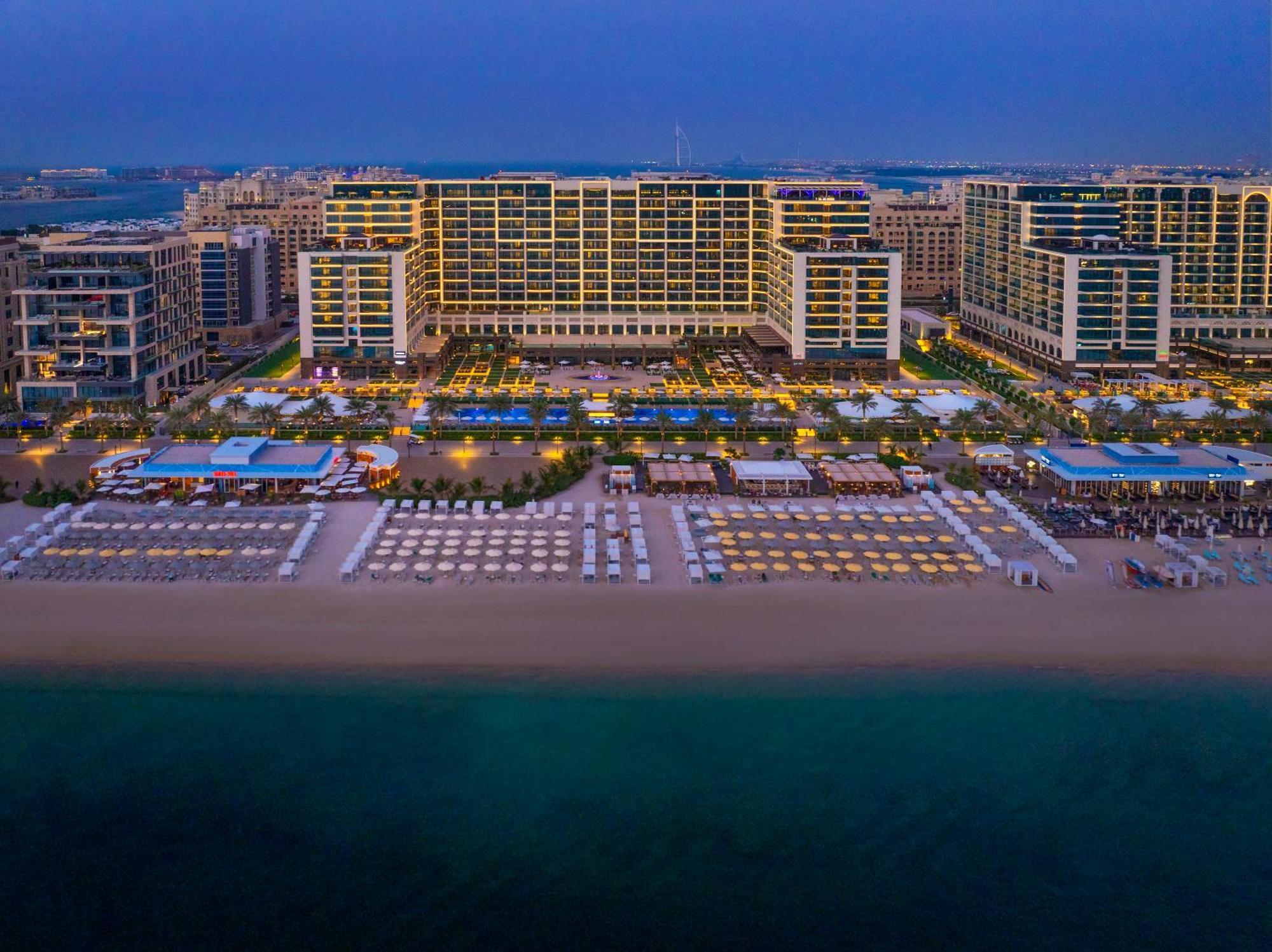 Marriott Resort Palm Jumeirah, Dubaj Kültér fotó The Atlantis Hotel